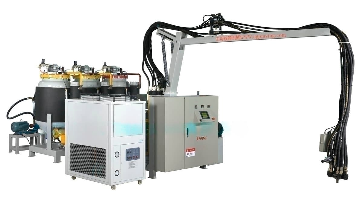 3-Component High-Pressure Foaming Machine