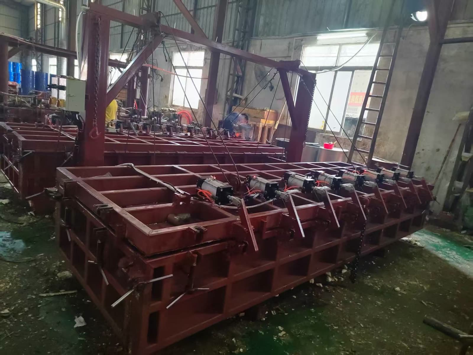 Large electric-opening mold structure