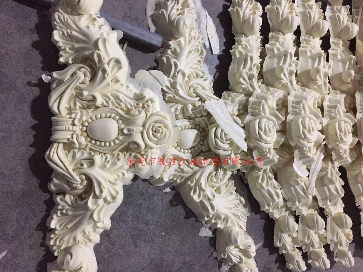 Imitation-wood product foaming